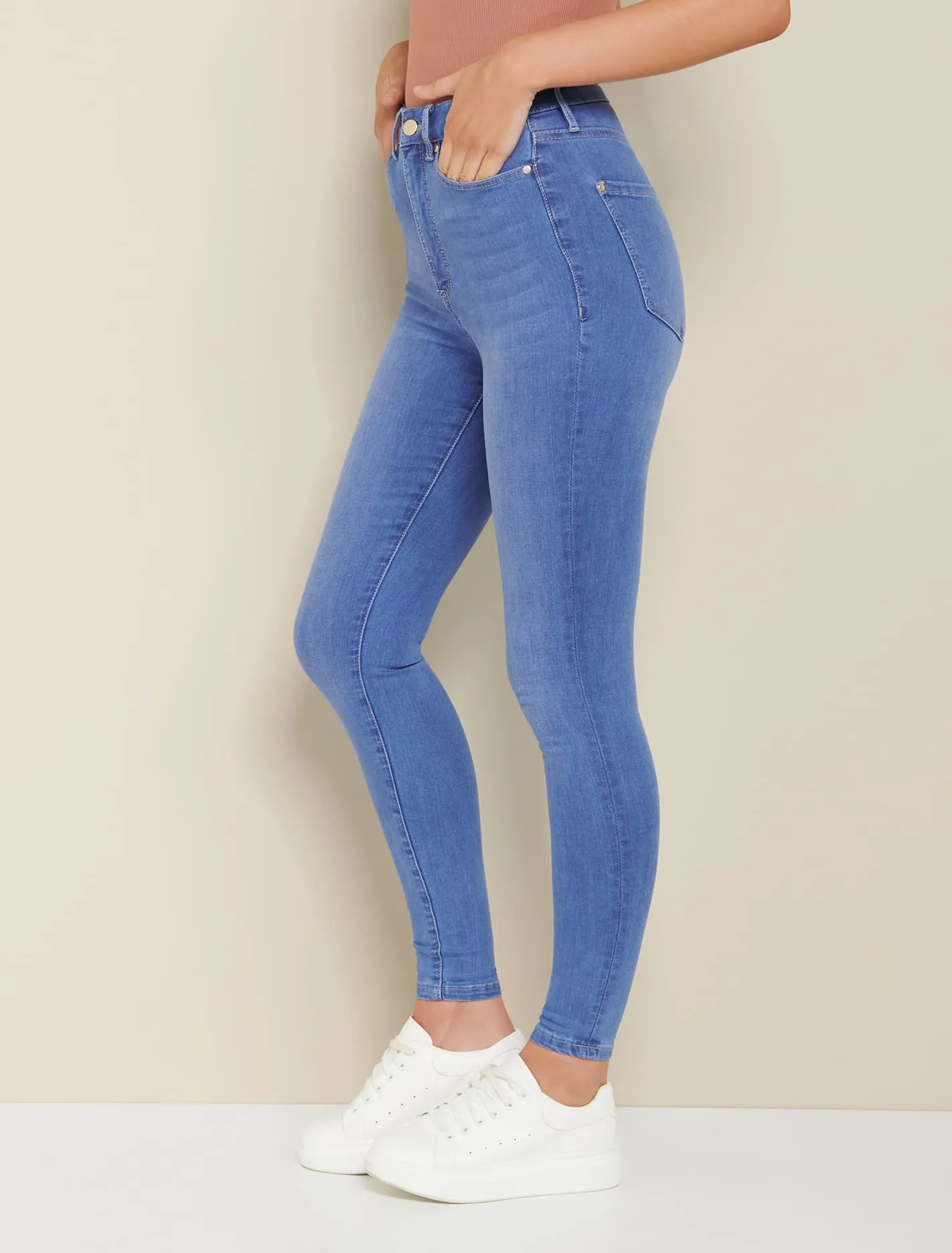 Bella High Rise Sculpting Jean