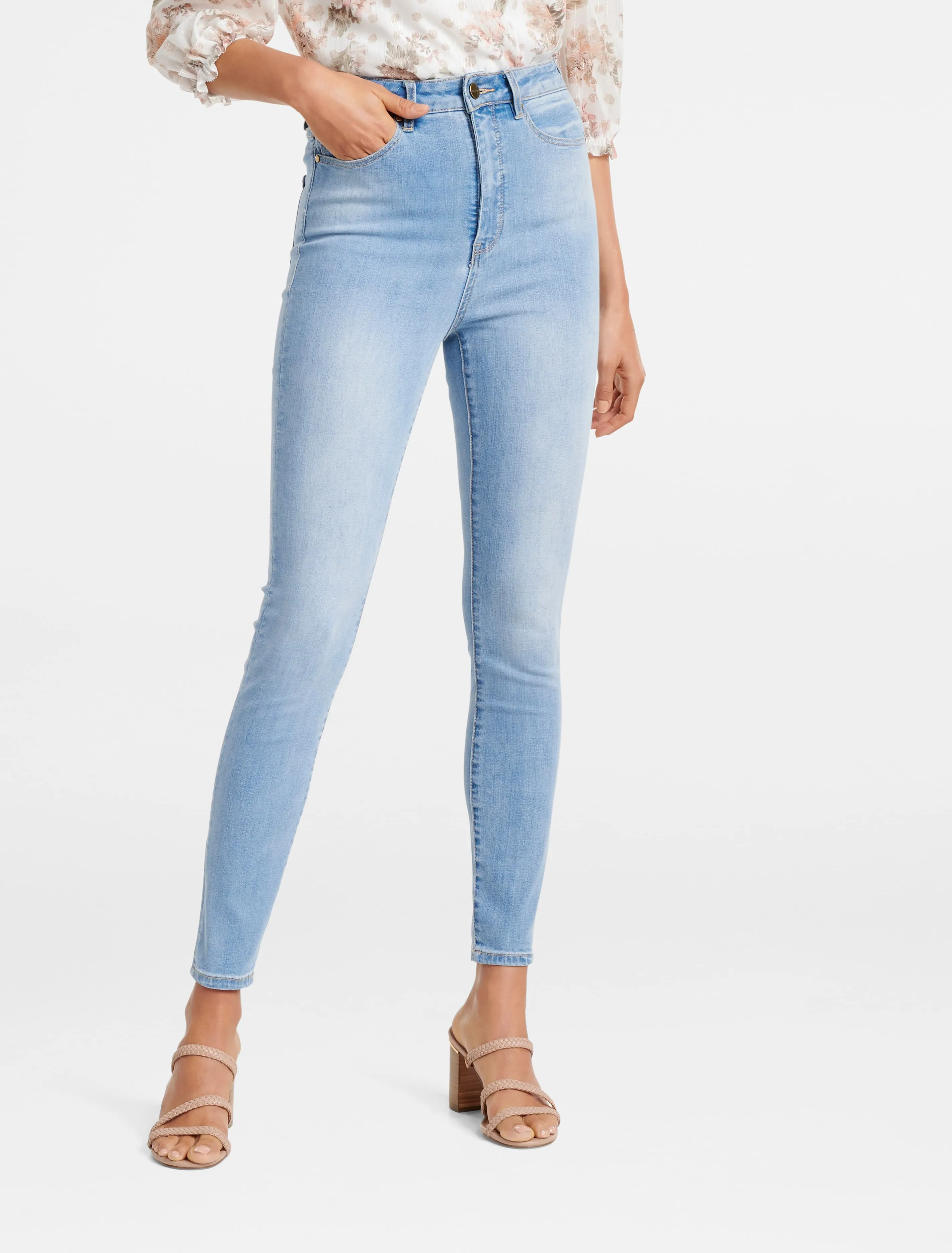 Bella High Rise Sculpting Jean