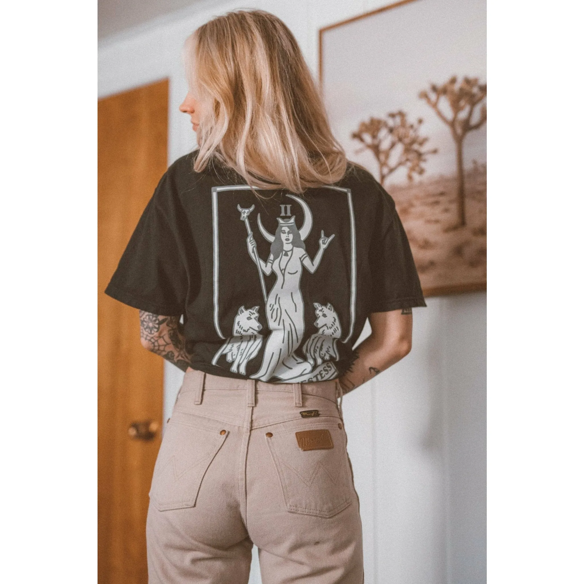 High Priestess (II) Tarot Tee